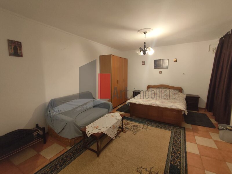 Damaroaia Garsoniera de inchiriat in zona Damaroaia